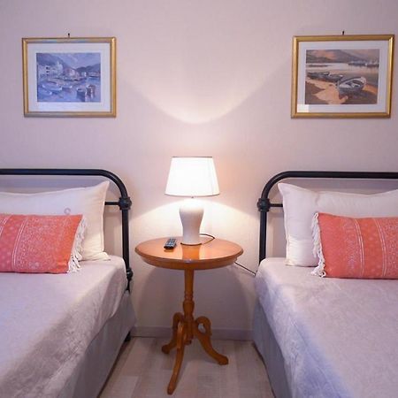 Thirtyfive Apartment Aridaía Luaran gambar